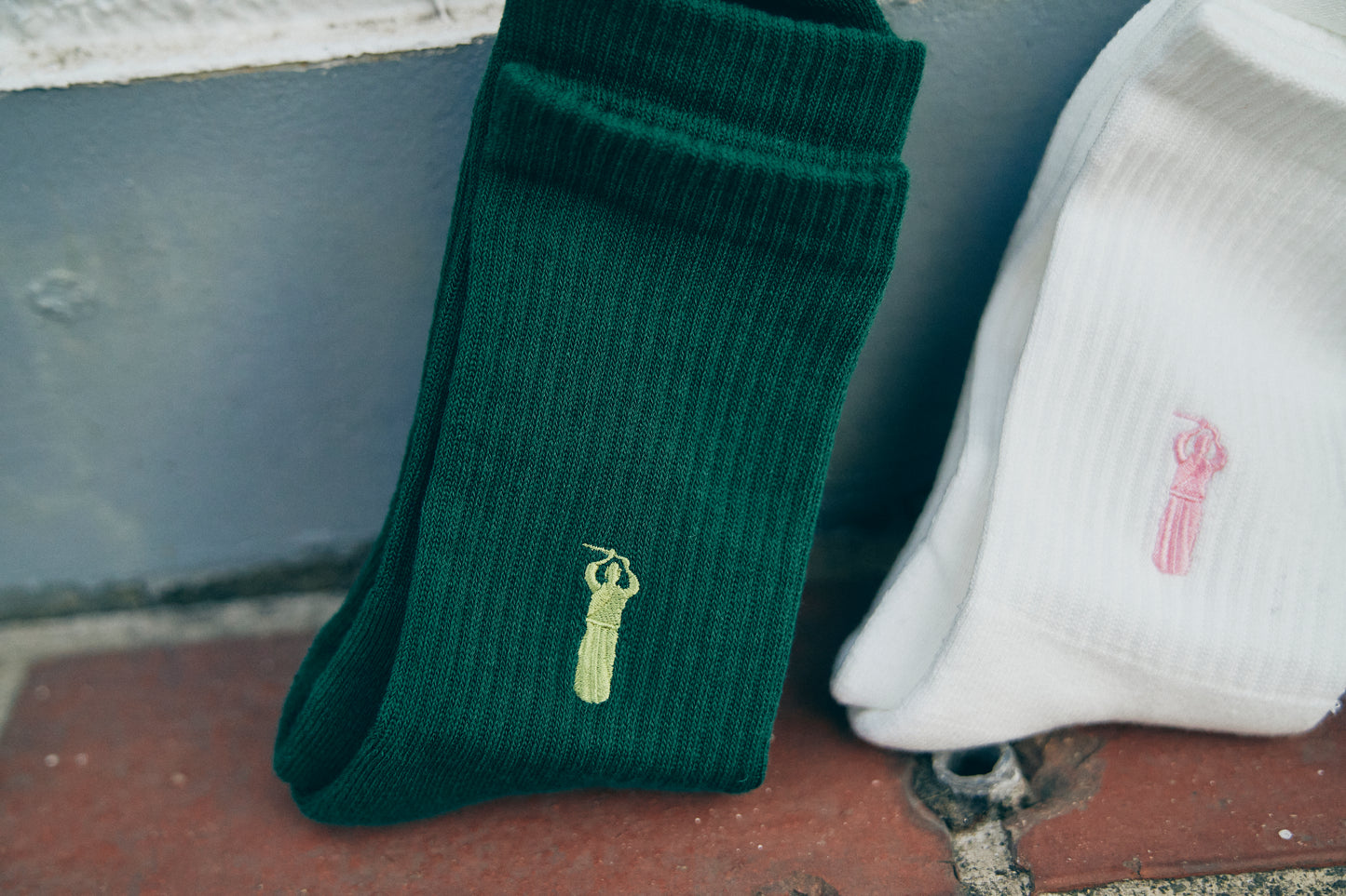 SJKS24-ORG 刺繍オーガニックコットンソックス