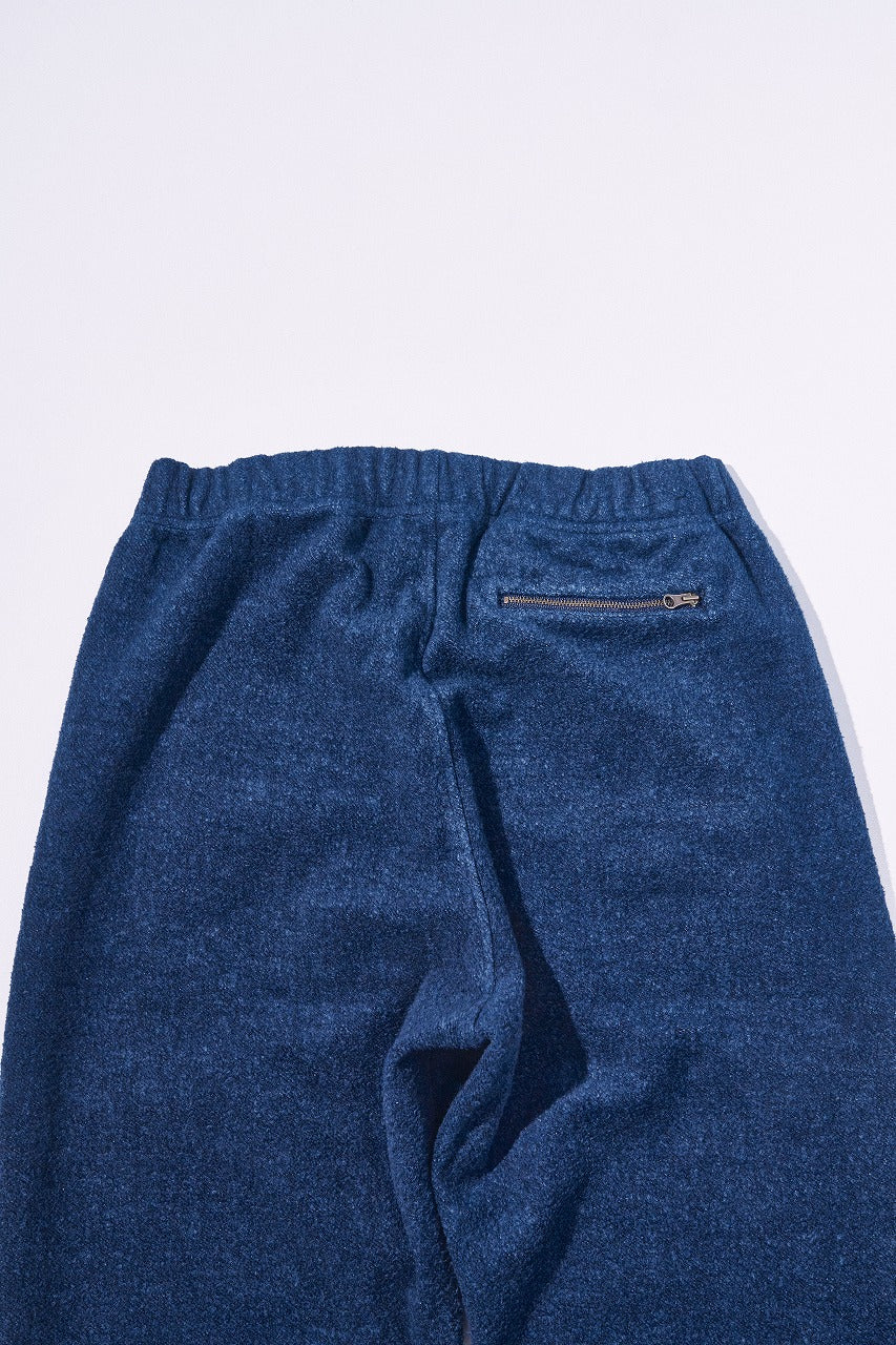 SIS26-103 (Indigo Brushed Sweat Pants)